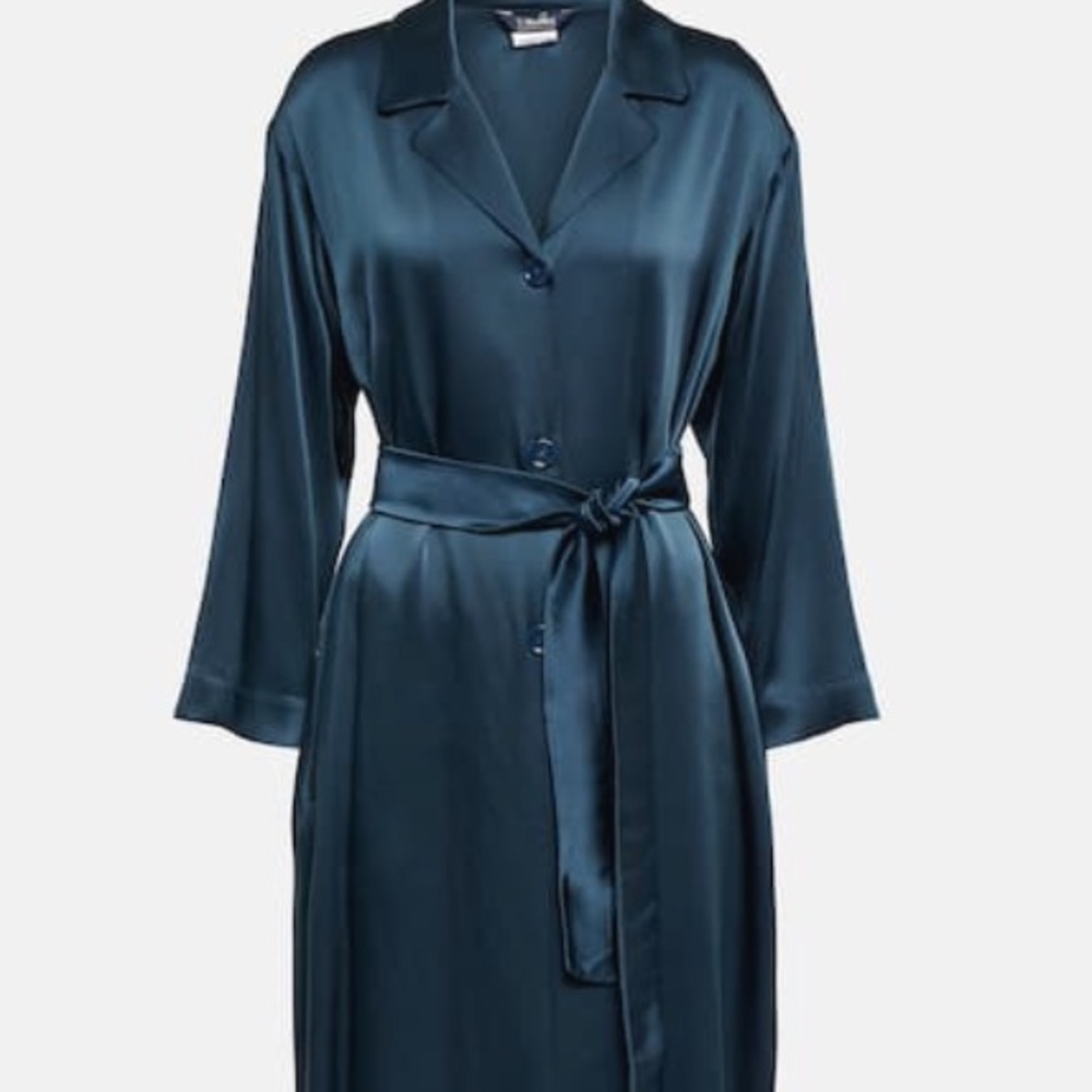 Brand new MaxMara Recco Oversized Satin Top